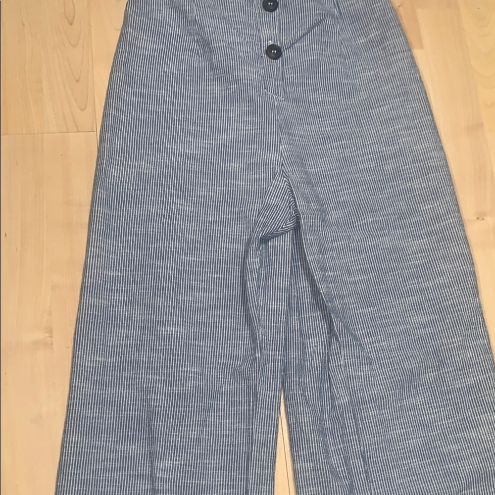 Japna Gray Wide-Leg Jumpsuit with Adjustable Straps - Picture 4 of 8